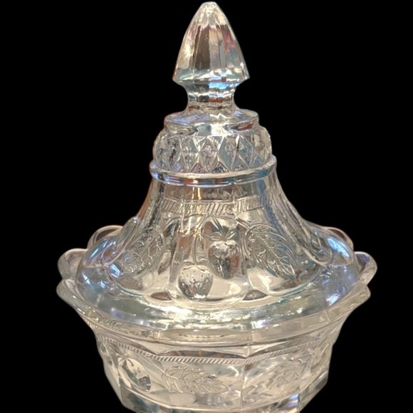 Vintage Elegant Crystal Glass Candy Dish or Compote - Picture 5 of 14